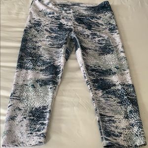 Fabletics snake print Capri leggings